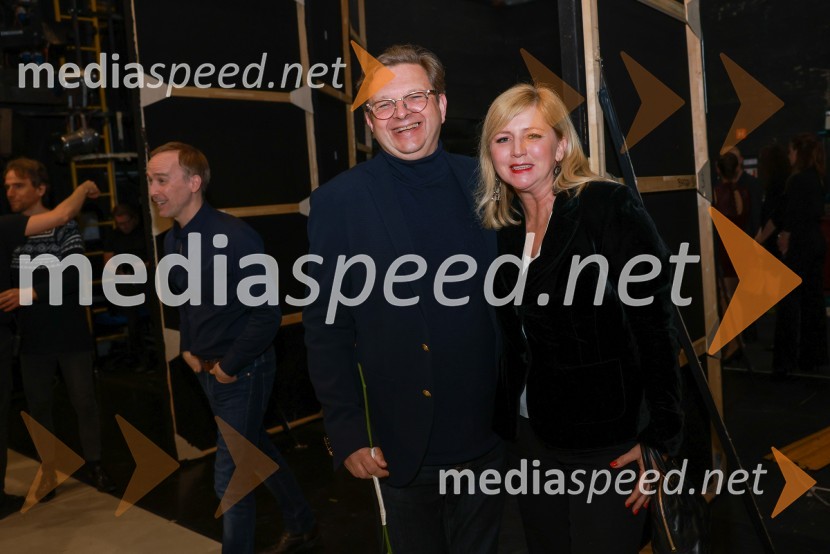  ... ;  Pia Clug, baletna plesalkaMYTH, RAIN DOGS, APERTURE, baletni triptih, premiera v SNG Maribor