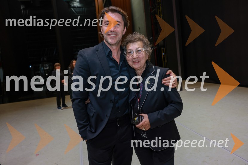  Edward Clug, umetniški direktor, Balet SNG Maribor;  Dragica Petrovič, režiserka in producentkaMYTH, RAIN DOGS, APERTURE, baletni triptih, premiera v SNG Maribor