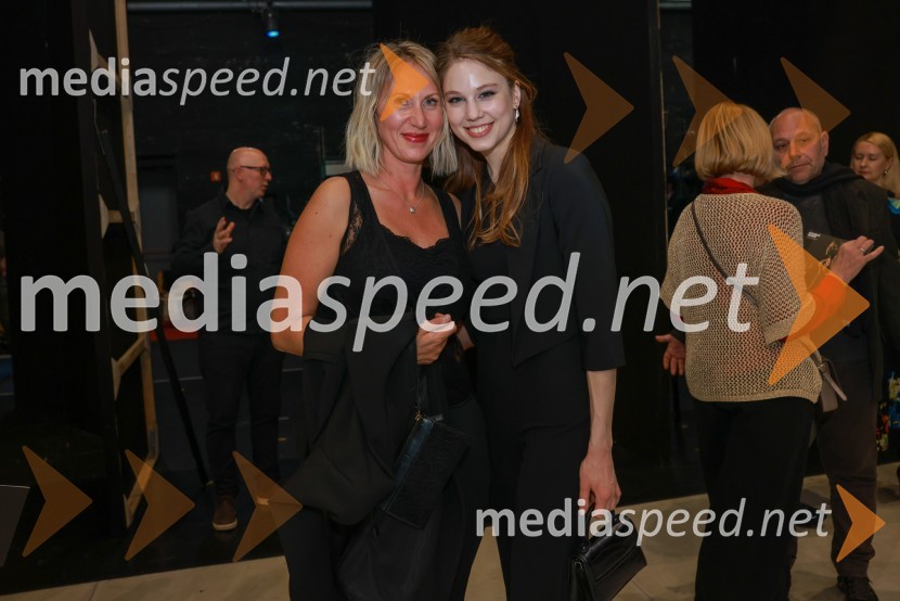  ... ;  Tea Bajc, balerinaMYTH, RAIN DOGS, APERTURE, baletni triptih, premiera v SNG Maribor