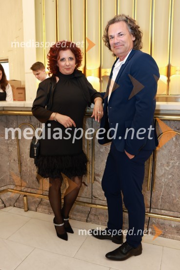  Sabina Podkrižnik, namestnica direktorice Področja prodaje in razvoja, Pošta Slovenije;  Klaus Berning, finančni svetovalec, Velika BritanijaMYTH, RAIN DOGS, APERTURE, baletni triptih, premiera v SNG Maribor