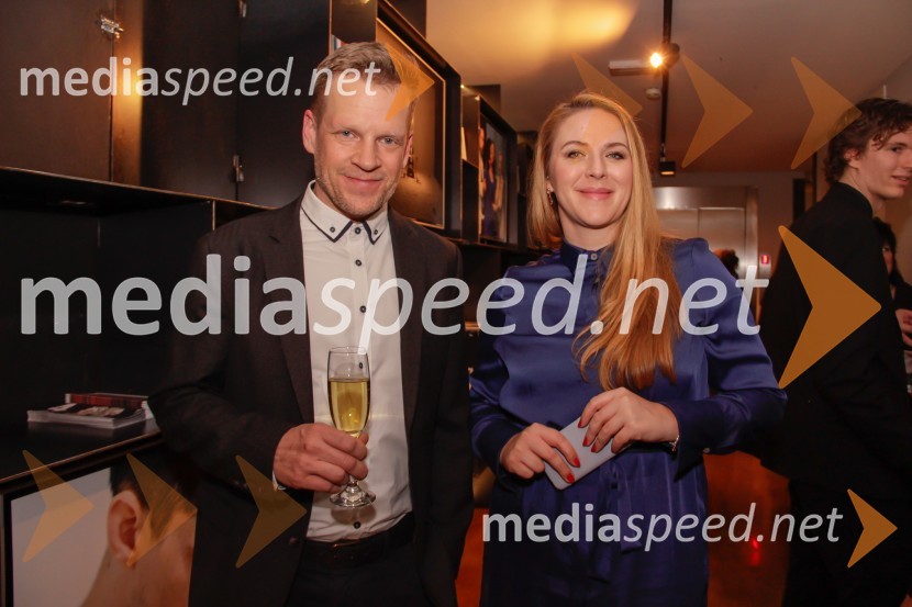  Luka Nabergoj, pomočnik ravnateljice SNG Drama Ljubljana;  Barbara Svetek, vodja službe za marketing SNG Drama LjubljanaŠe vedno Alice, premiera drame v SNG Ljubljana