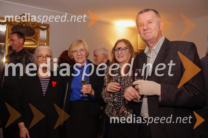  Bjanka Adžić Ursulov, kostumografinja;  Darja Dominkuš, dramaturginja SNG Drama Ljubljana;  Janja Korun, scenografinja in redna profesorica na AGRFT;  Andrej BerčičŠe vedno Alice, premiera drame v SNG Ljubljana