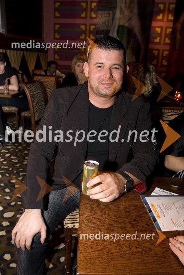 Daniel Praštalo, telesni stražarMister Casino Kongo 2009