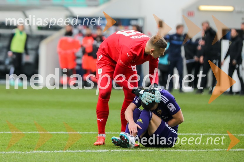  Matevž Vidovšek, vratar, NK Olimpija;  Žan Vipotnik, nogometaš, NK MariborNogometni derbi Olimpija - Maribor