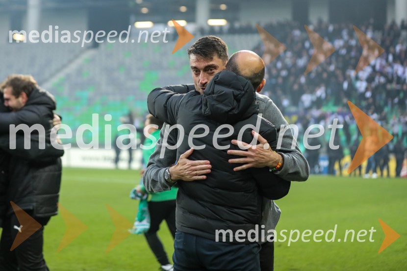  Albert Riera, trener NK Olimpija;  ... Nogometni derbi Olimpija - Maribor