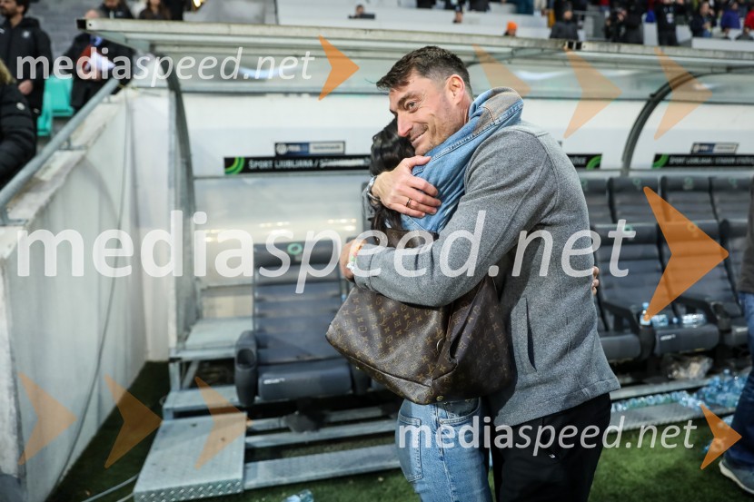  ... ;  Albert Riera, trener NK OlimpijaNogometni derbi Olimpija - Maribor