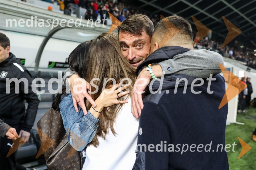  Albert Riera, trener NK OlimpijaNogometni derbi Olimpija - Maribor