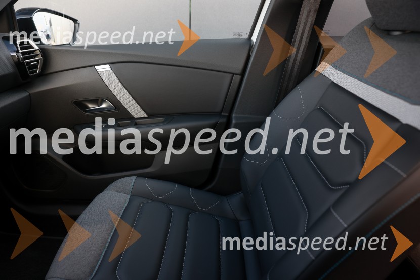 Novi Citroën C4 X in ë-C4 X, novinarska konferenca