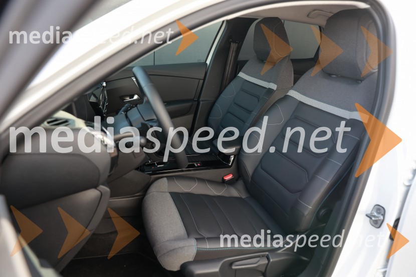 Novi Citroën C4 X in ë-C4 X, novinarska konferenca