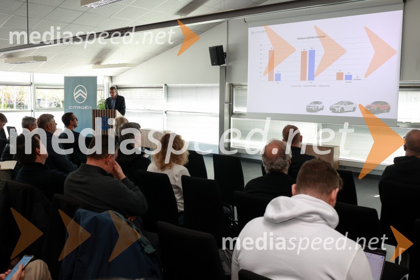  Leon Malovrh, vodja prodaje vozil, C Automobil Import d.o.oNovi Citroën C4 X in ë-C4 X, novinarska konferenca