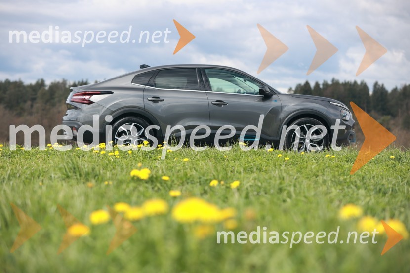 Novi Citroën C4 X in ë-C4 X, novinarska konferenca