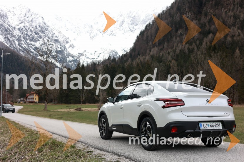 Novi Citroën C4 X in ë-C4 X, novinarska konferenca