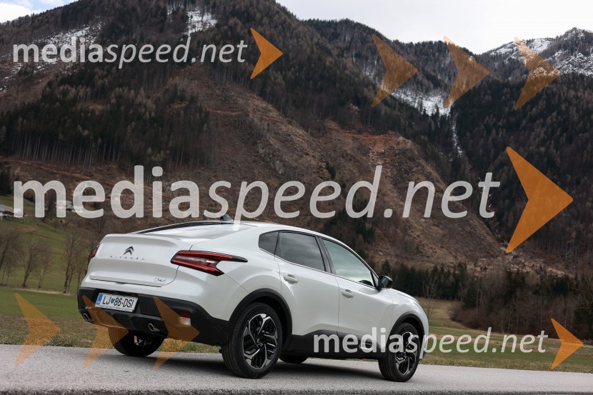 Novi Citroën C4 X in ë-C4 X, novinarska konferenca