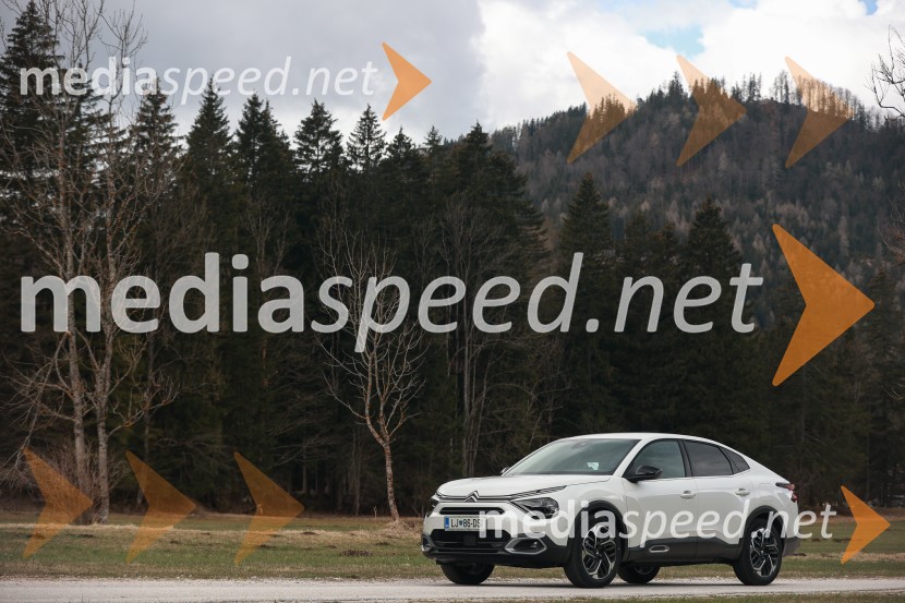 Novi Citroën C4 X in ë-C4 X, novinarska konferenca