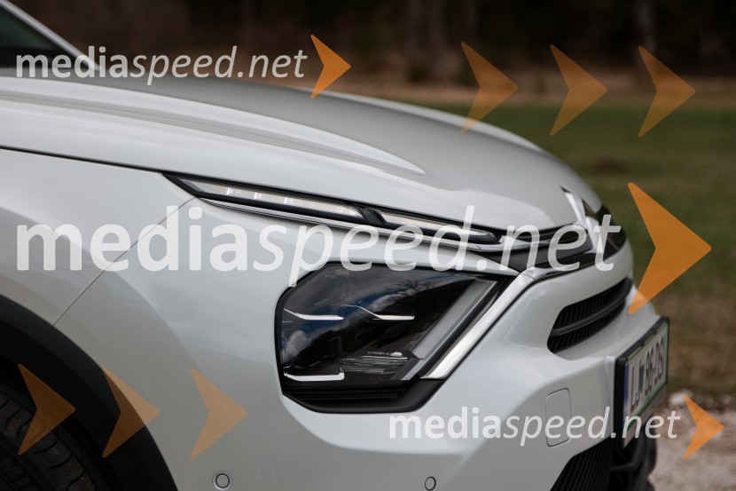 Novi Citroën C4 X in ë-C4 X, novinarska konferenca