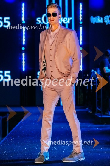  Luka Pehnec,  manekenVIP modno doživetje v Citycentru Celje