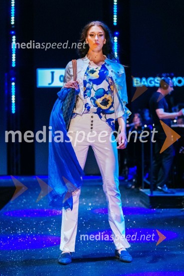  Julija Černe, manekenkaVIP modno doživetje v Citycentru Celje