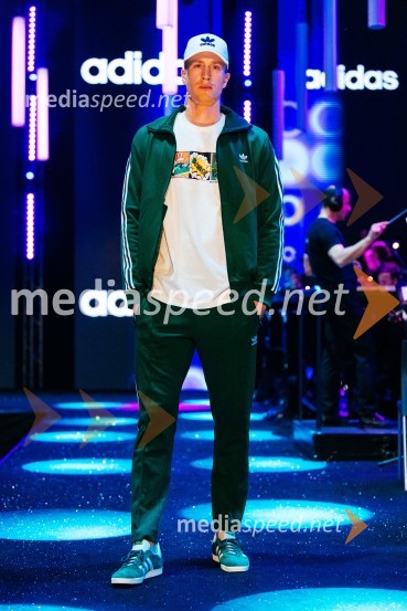  Luka Pehnec,  manekenVIP modno doživetje v Citycentru Celje