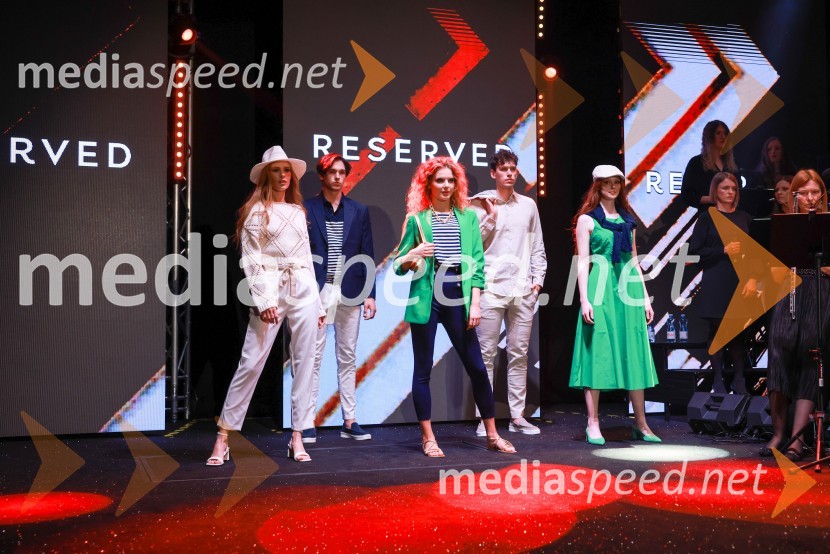  Lara Mlaker, manekenka;  Al Sivka, Mister Slovenia 2022;  Nika Kar, manekenka;  Samo Gaberšek, maneken;  Klara Peterlin, manekenkaVIP modno doživetje v Citycentru Celje