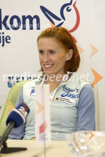 Sonja Roman, atletinja in dobitnica bronaste medalje v teku na 1500m na EP v TorinuVrnitev slovenskih atletov iz EP v Torinu