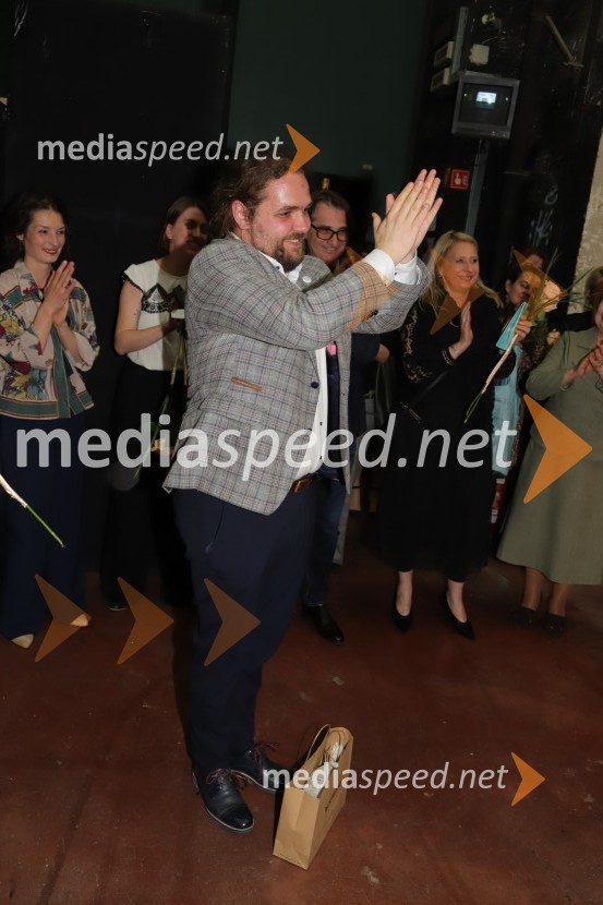  Luka Marcen, režiserDogodek v mestu Gogi, premiera drame v SNG Maribor