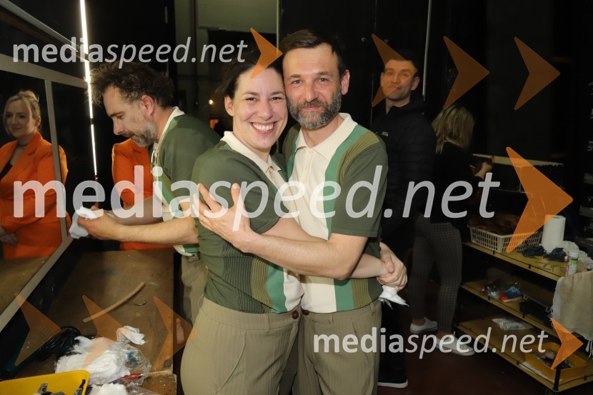  Minca Lorenci, igralka;  Viktor Hrvatin Meglič, igralecDogodek v mestu Gogi, premiera drame v SNG Maribor