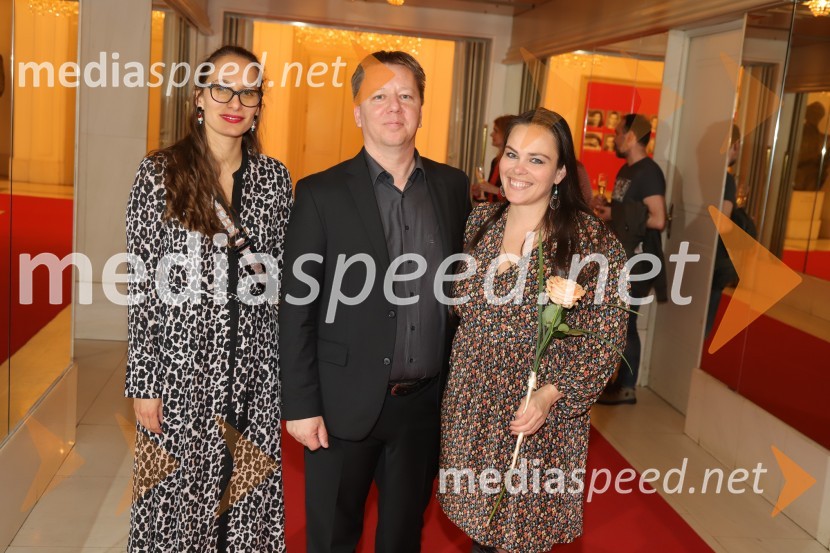  ... ;  ... ;  Mojca Marič, lektoricaDogodek v mestu Gogi, premiera drame v SNG Maribor