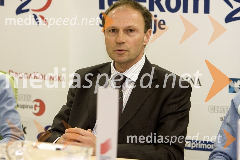 Boris Mikuž, direktor Atletske zveze SlovenijeVrnitev slovenskih atletov iz EP v Torinu