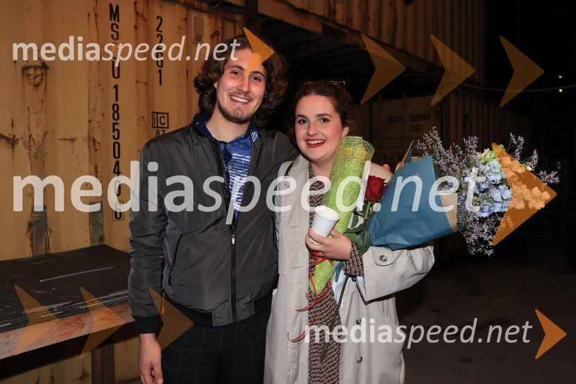  ... ;  Mija Kramar, igralkaTakorekoč: Žalujka + Amater, premiera Nova Pošta, SMG Ljubljana