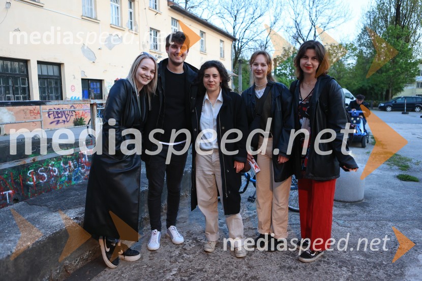 Takorekoč: Žalujka + Amater, premiera Nova Pošta, SMG Ljubljana