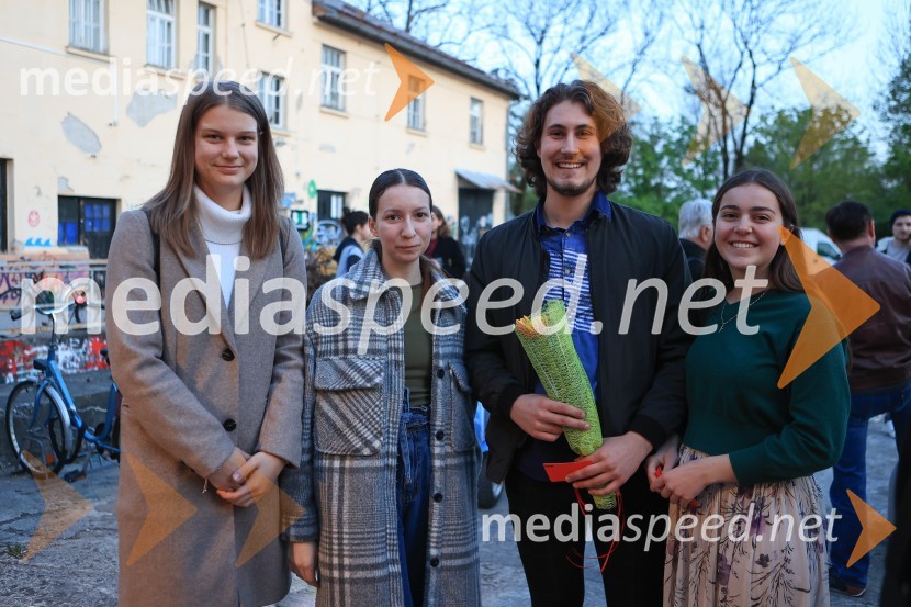 Takorekoč: Žalujka + Amater, premiera Nova Pošta, SMG Ljubljana