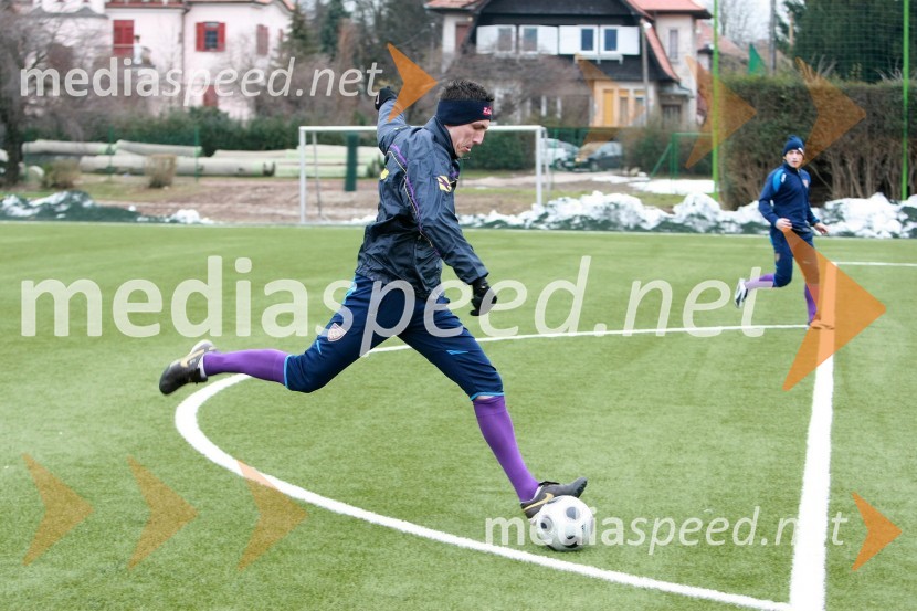 Zoran Pavlovič, nogometaš in kapetan članske ekipe NK MariborZoran Pavlovič, nogometaš in kapetan članske ekipe NK Maribor