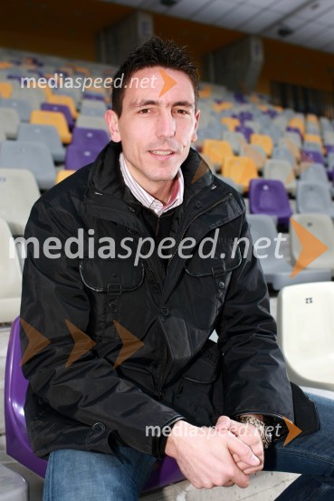 Zoran Pavlovič, nogometaš in kapetan članske ekipe NK MariborZoran Pavlovič, nogometaš in kapetan članske ekipe NK Maribor