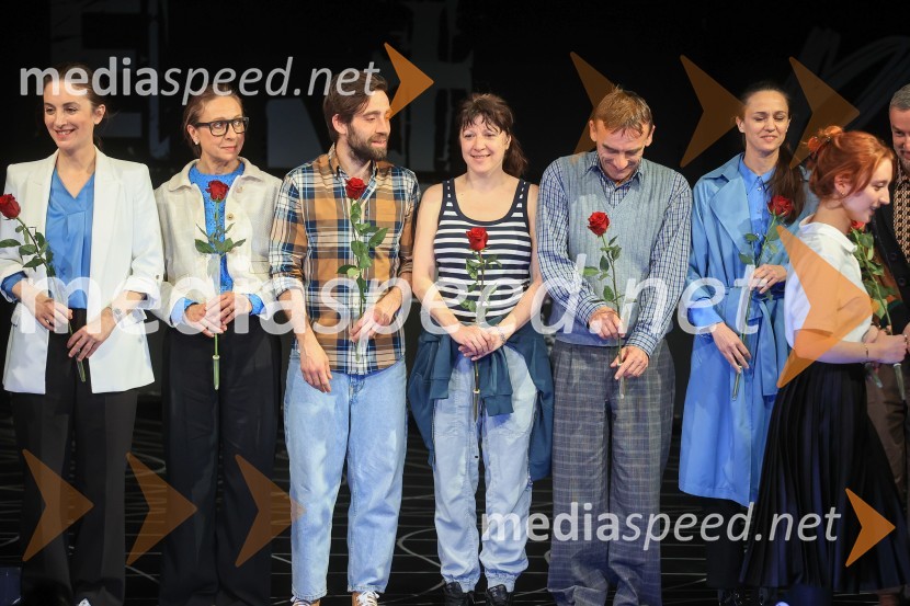  Daša Doberšek, igralka;  Maruša Oblak, igralka;  Vito Weis, igralec;  Janja Majzelj, igralka;  Robert Prebil, igralec;  Katarina Stegnar, igralkaLjudje, kraji in stvari, premiera v SMG Ljubljana