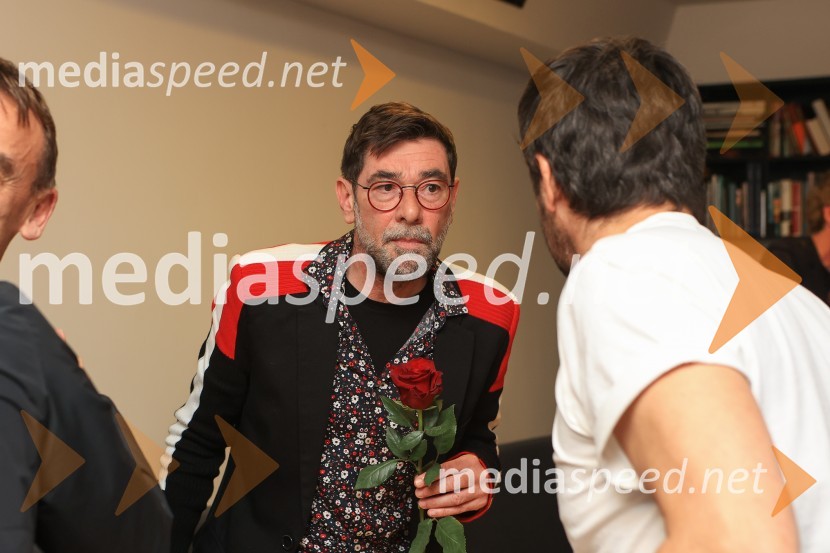  Matjaž Pograjc, režiserLjudje, kraji in stvari, premiera v SMG Ljubljana