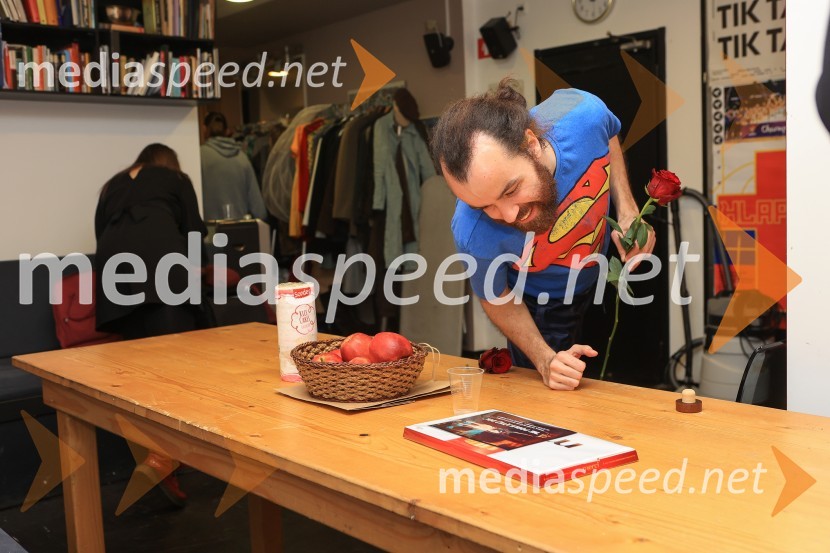  Blaž Šef, igralecLjudje, kraji in stvari, premiera v SMG Ljubljana