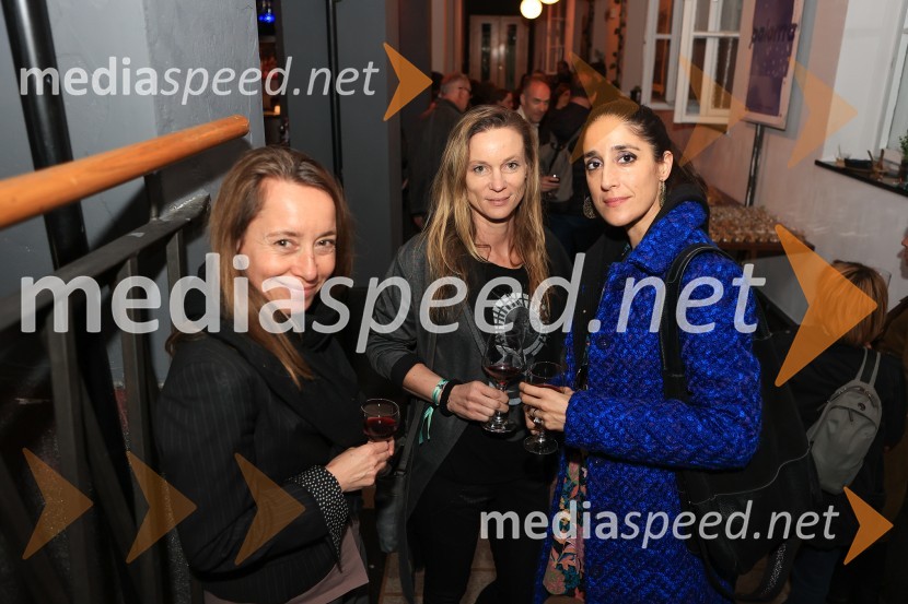  ... ;  ... ;  Nives  Syed MiheličLjudje, kraji in stvari, premiera v SMG Ljubljana