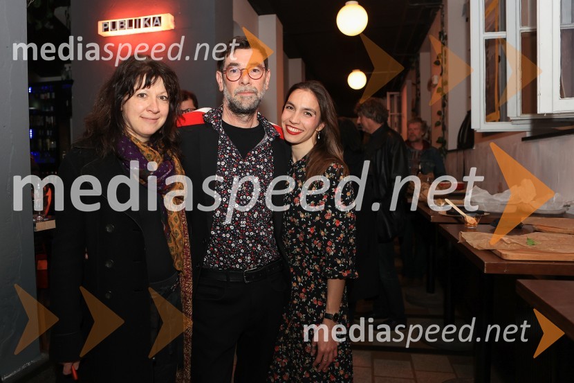  Janja Majzelj, igralka;  Matjaž Pograjc, režiser;  Klara Kastelec, igralkaLjudje, kraji in stvari, premiera v SMG Ljubljana