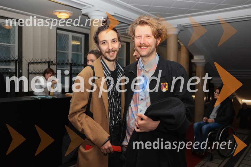  Bor Ravbar, oblikovalec svetlobe;  ... Ljudje, kraji in stvari, premiera v SMG Ljubljana