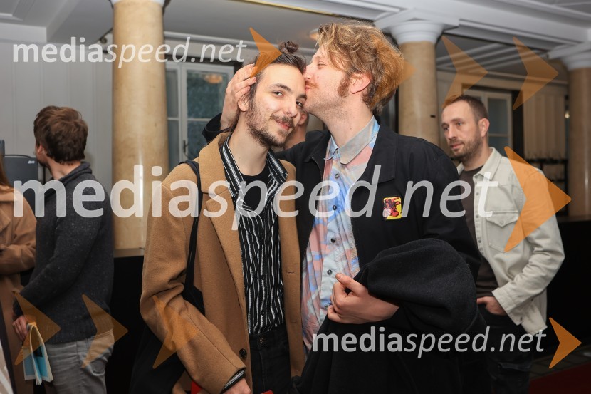  Bor Ravbar, oblikovalec svetlobe;  ... Ljudje, kraji in stvari, premiera v SMG Ljubljana