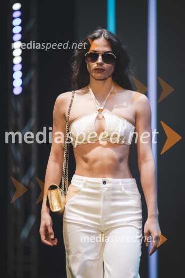 Moč miru, spomladanska modna revija v Citycentru Celje