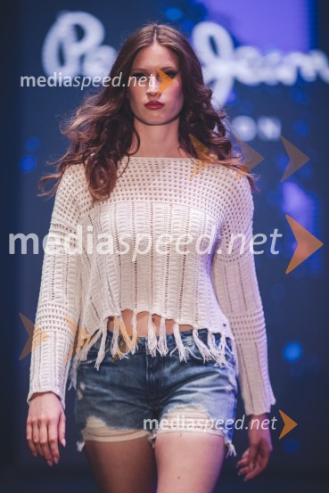 Moč miru, spomladanska modna revija v Citycentru Celje