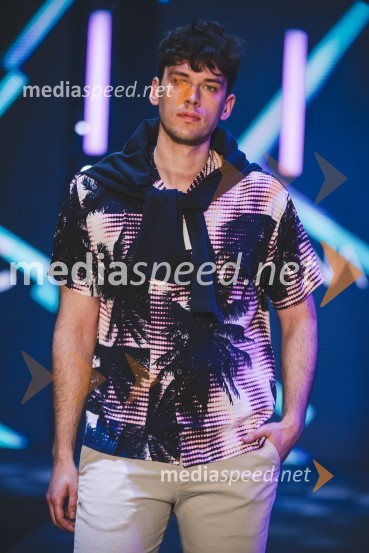  Samo Gaberšek, manekenMoč miru, spomladanska modna revija v Citycentru Celje