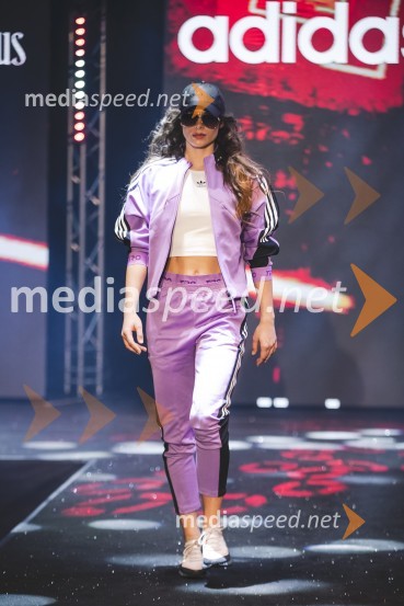 Moč miru, spomladanska modna revija v Citycentru Celje