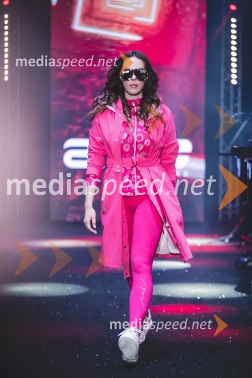 Moč miru, spomladanska modna revija v Citycentru Celje