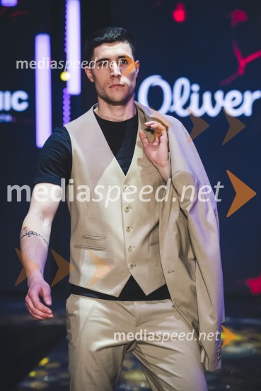 Moč miru, spomladanska modna revija v Citycentru Celje