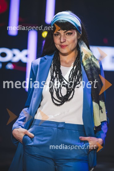  Gea Erjavec, mankenka, plesalkaMoč miru, spomladanska modna revija v Citycentru Celje