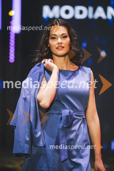  Laura Škvorc, Miss Earth Slovenije 2015, modelMoč miru, spomladanska modna revija v Citycentru Celje