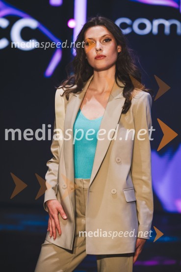 Moč miru, spomladanska modna revija v Citycentru Celje