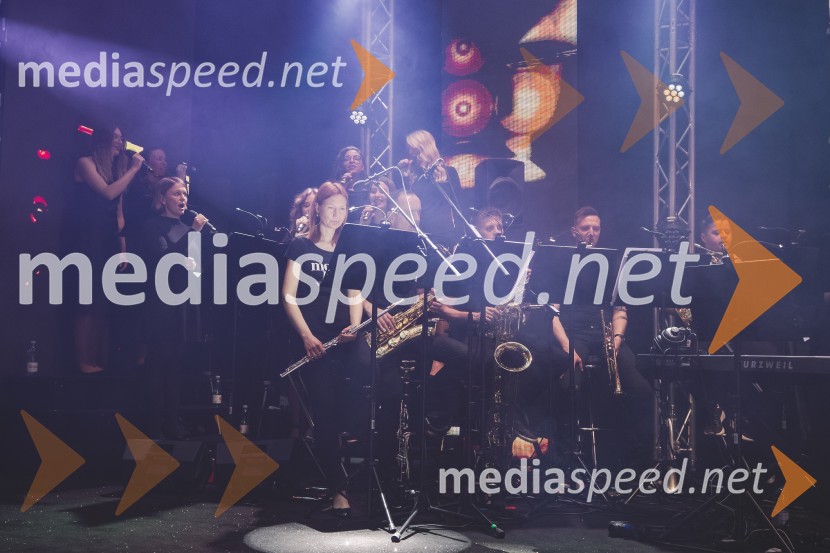 Moč miru, spomladanska modna revija v Citycentru Celje